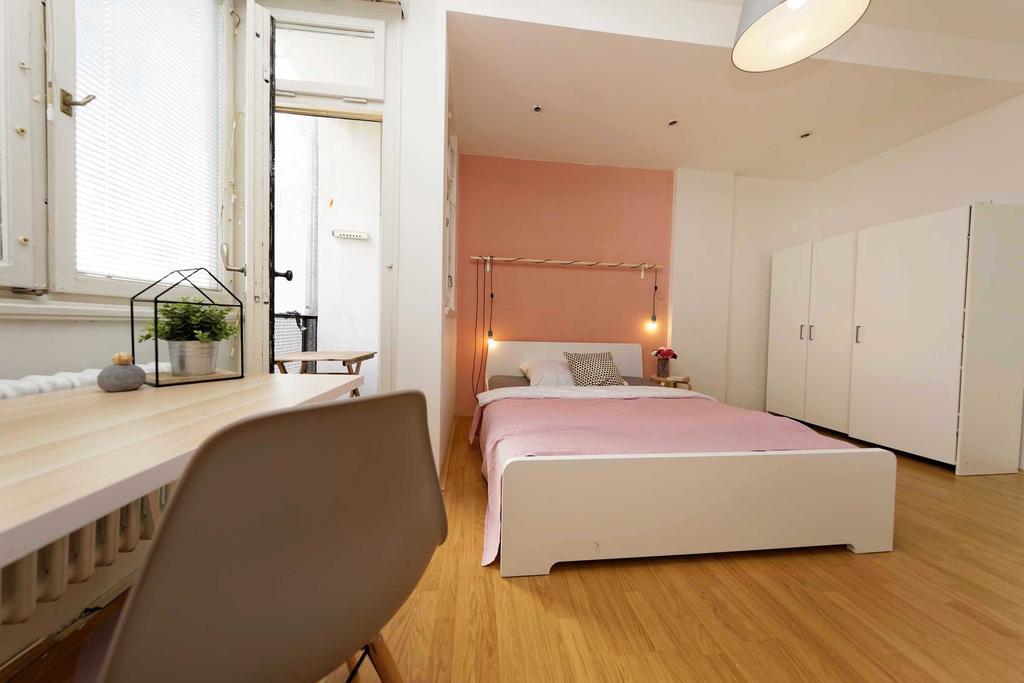 Apartments Ve Smeckach 27 Prague Exterior photo