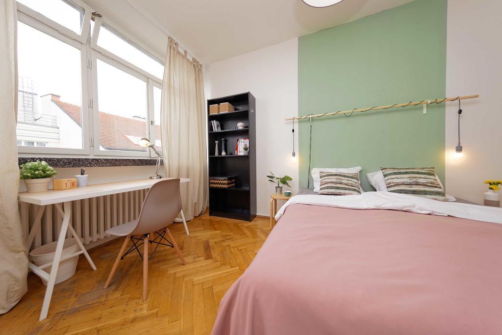 Apartments Ve Smeckach 27 Prague Exterior photo